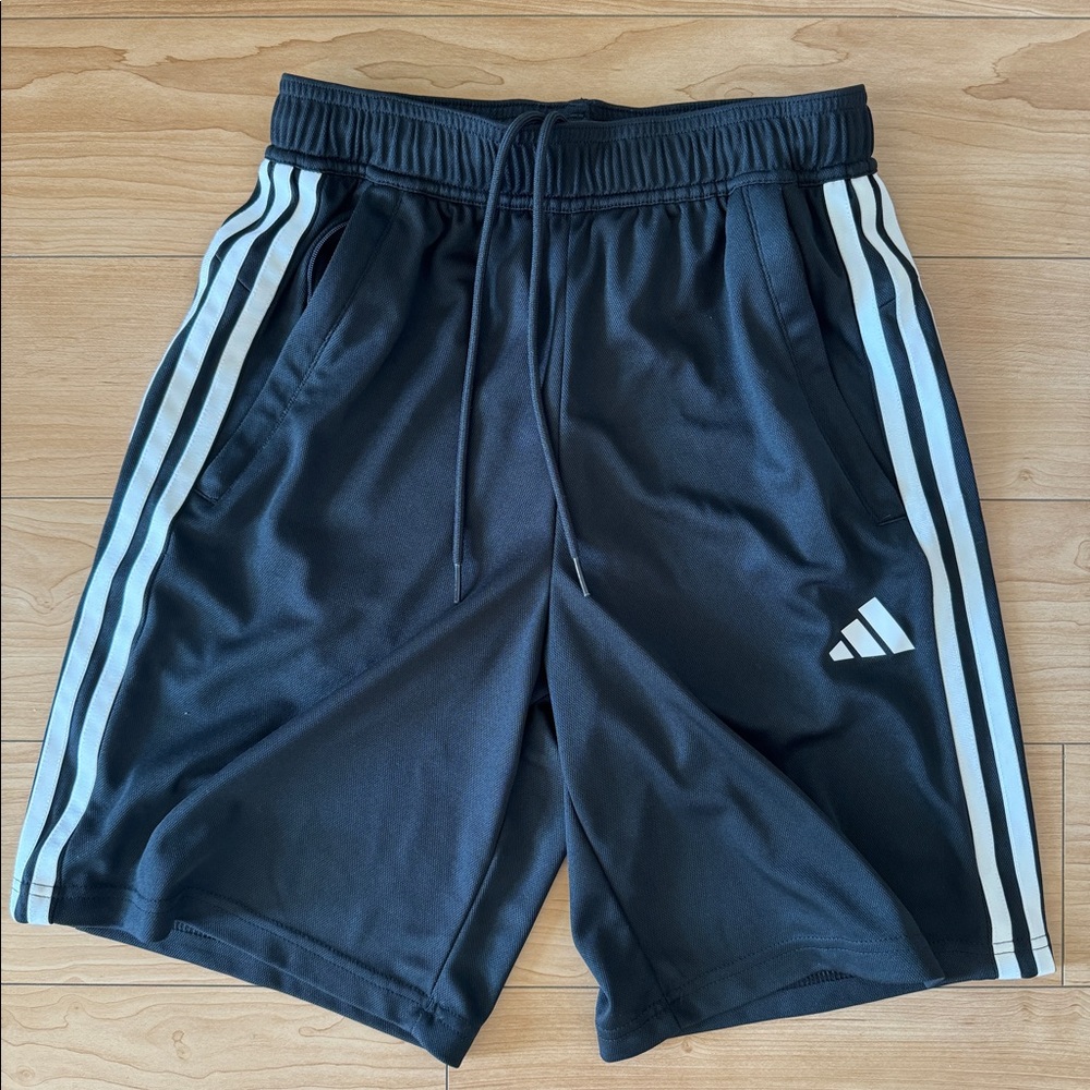Adidas Training Essentials 3-Stripe Shorts